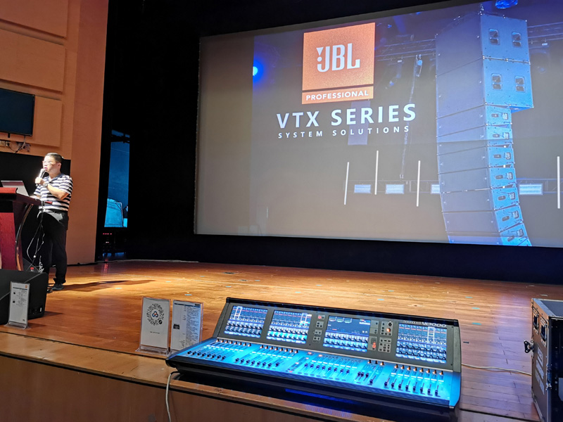 JBL VTX系列线阵列产品