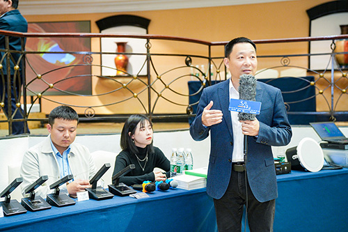 <b>麒麟方图携多款会议话筒出席数字中国智慧视听产业发展峰会</b>