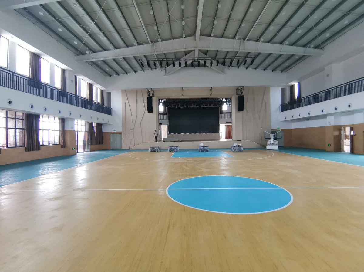 学校风雨操场音视频系统