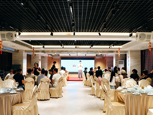 月满中秋，同心相聚｜一禾科技中秋家宴温情相聚